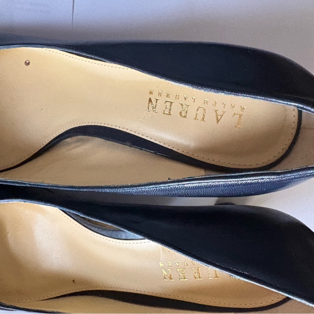 Lauren Ralph Lauren Navy Leather Shoes with heel & gold buckle - Picture 4 of 8